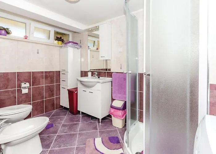 Holiday home Jelena With Private Parking And A Pool *